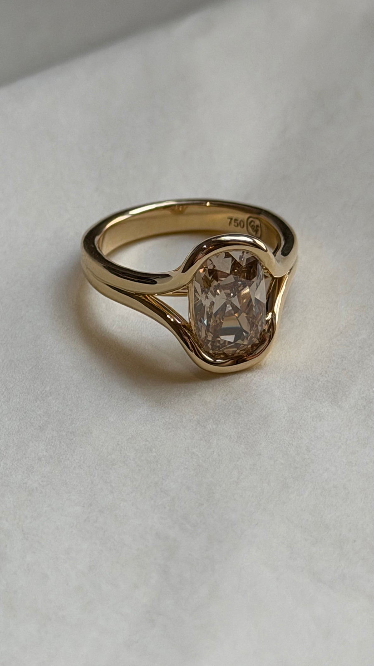 Analie Ring