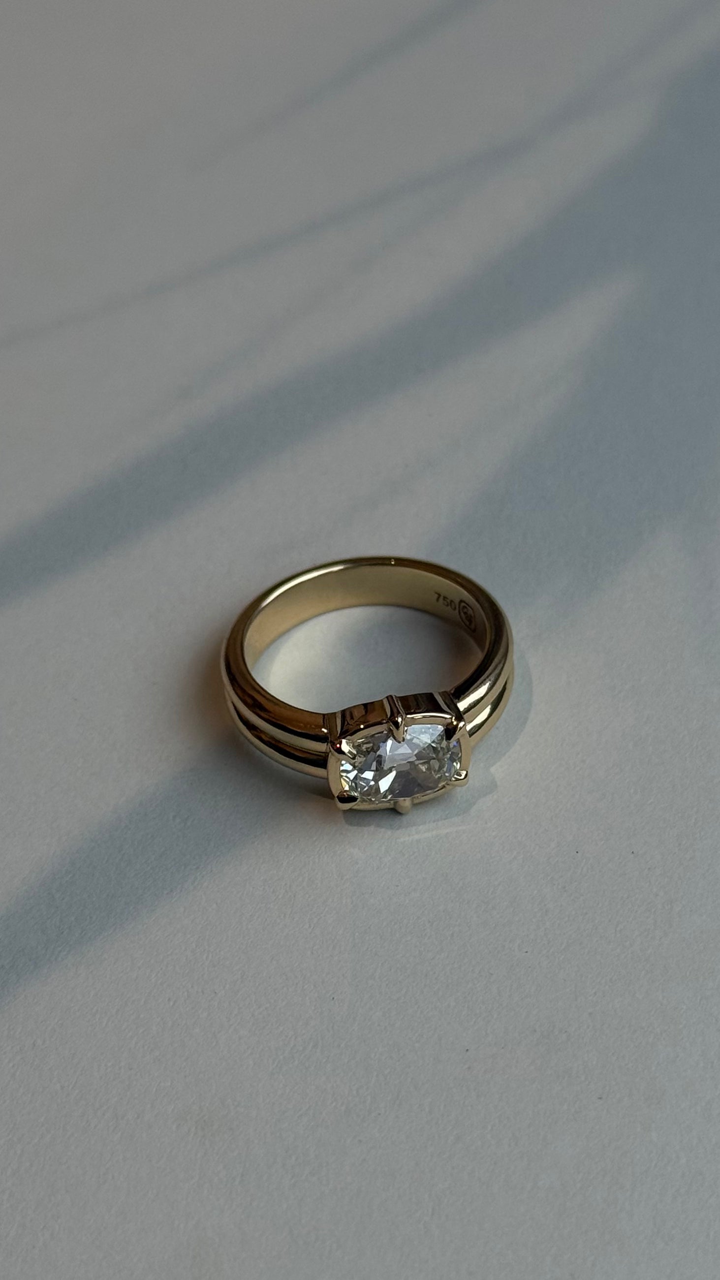Flori Ring