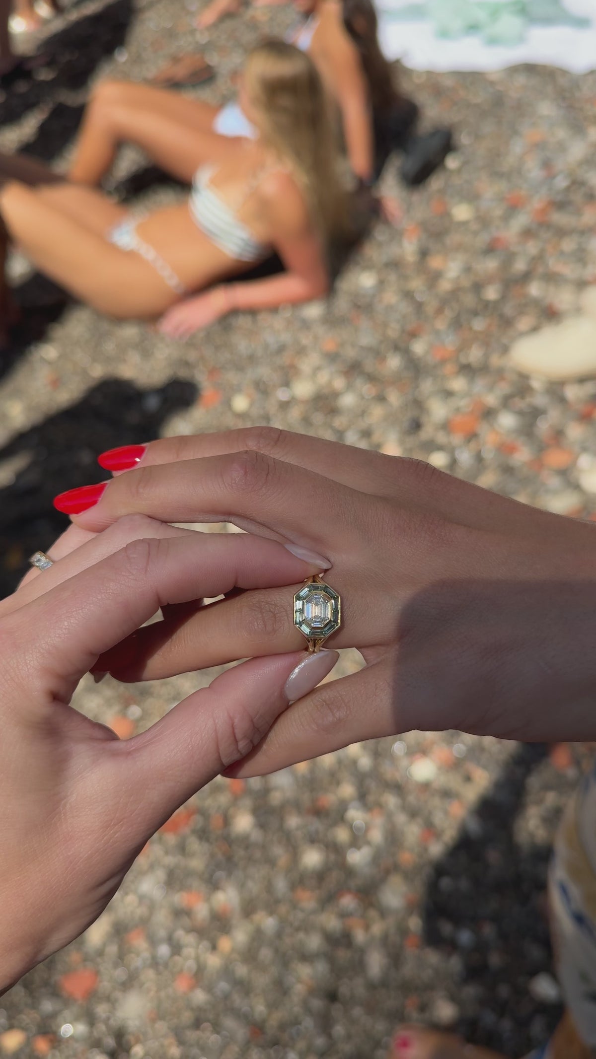 Lucia Ring
