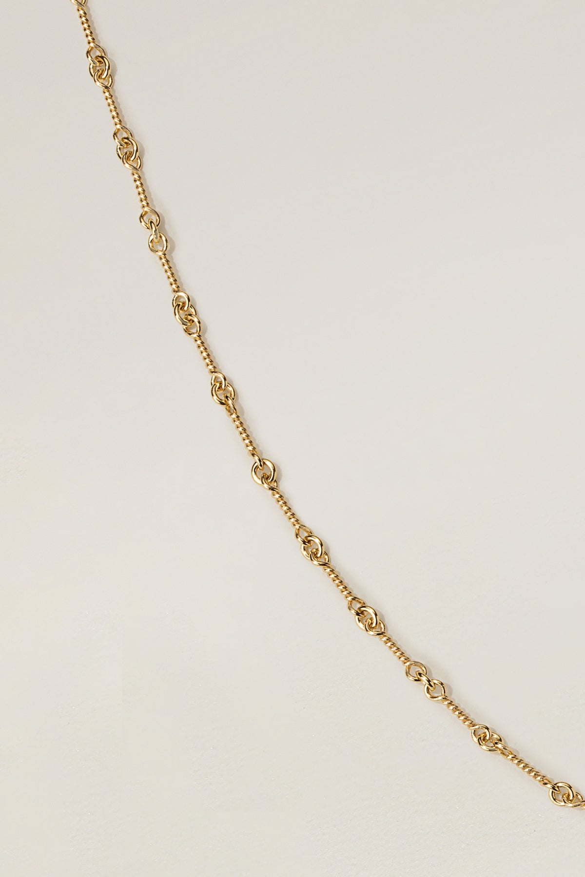 Twist Link Chain
